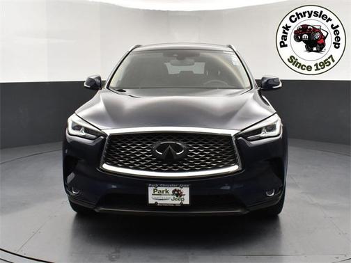 2022 INFINITI QX50 LUXE AWD