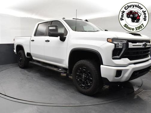 Summit White 2024 Chevrolet Silverado 3500 LT