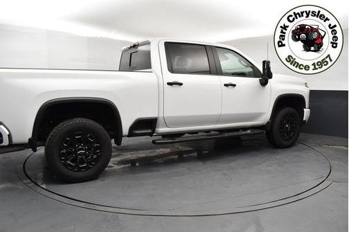 2024 Chevrolet Silverado 3500 LT