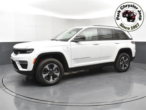2025 Jeep Grand Cherokee 4xe Anniversary Edition