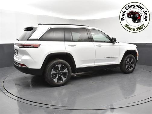 2025 Jeep Grand Cherokee 4xe Anniversary Edition