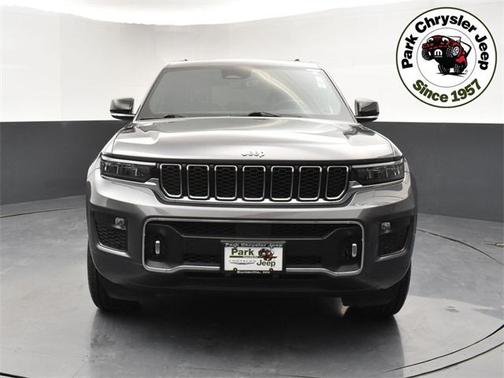 2022 Jeep Grand Cherokee Overland