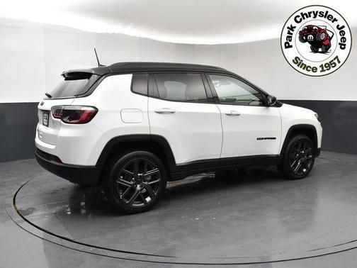 Bright White Clearcoat 2026 Jeep Compass Limited