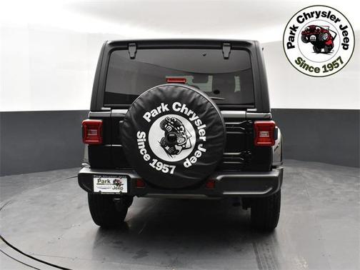 2024 Jeep Wrangler 4-Door Sahara 4x4