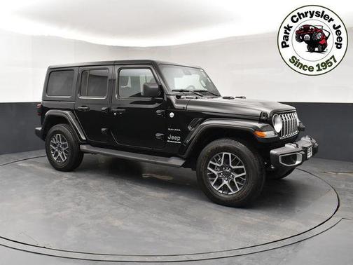 2024 Jeep Wrangler 4-Door Sahara 4x4