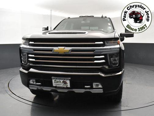 Black 2022 Chevrolet Silverado 2500 High Country