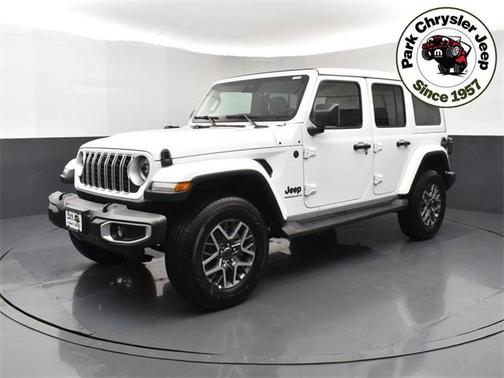 2025 Jeep Wrangler 4-Door Sahara 4x4