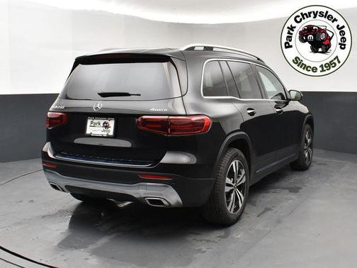 2025 Mercedes-Benz GLB 250 4MATIC