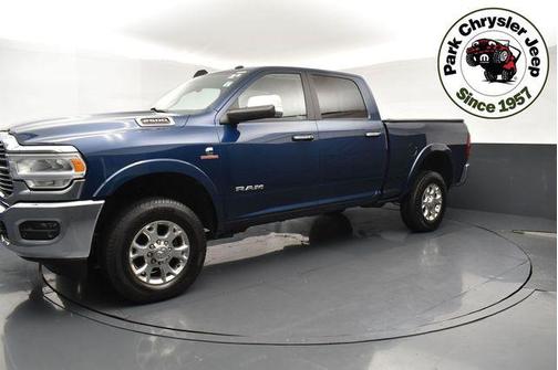 2019 RAM 2500 Laramie Crew Cab 4x4 6'4' Box