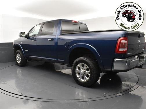 2019 RAM 2500 Laramie Crew Cab 4x4 6'4' Box