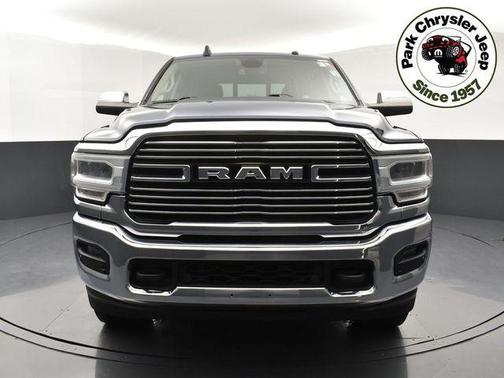 2019 RAM 2500 Laramie Crew Cab 4x4 6'4' Box