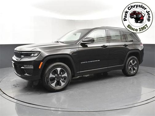 2025 Jeep Grand Cherokee 4xe Base