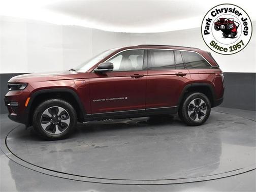 2025 Jeep Grand Cherokee 4xe Base