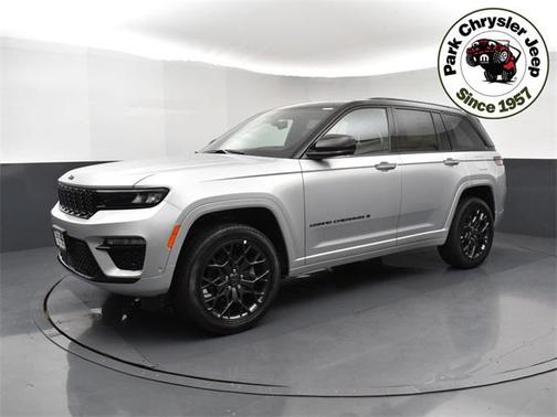 2025 Jeep Grand Cherokee Summit