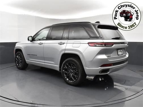 2025 Jeep Grand Cherokee Summit