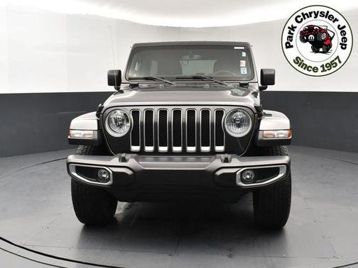 Granite Crystal Metallic Clearcoat 2021 Jeep Wrangler Unlimited Sahara