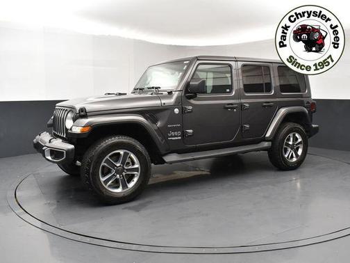 Granite Crystal Metallic Clearcoat 2021 Jeep Wrangler Unlimited Sahara
