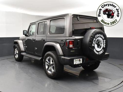 Granite Crystal Metallic Clearcoat 2021 Jeep Wrangler Unlimited Sahara
