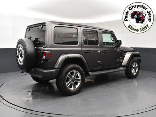 Granite Crystal Metallic Clearcoat 2021 Jeep Wrangler Unlimited Sahara
