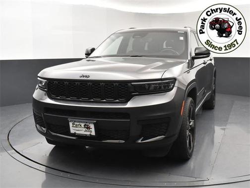 2022 Jeep Grand Cherokee L Altitude