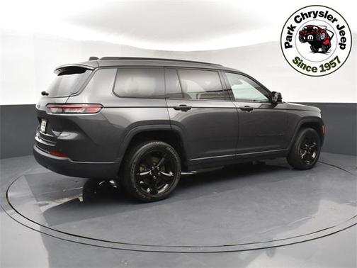 2022 Jeep Grand Cherokee L Altitude