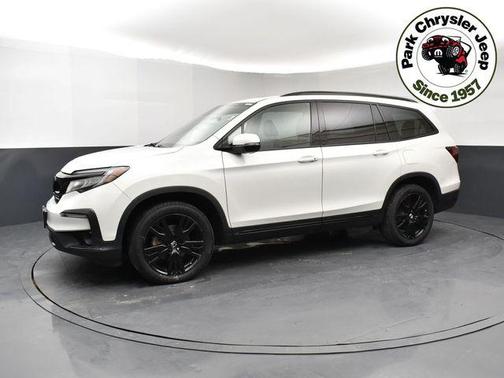 Platinum White Pearl 2021 Honda Pilot AWD Black Edition