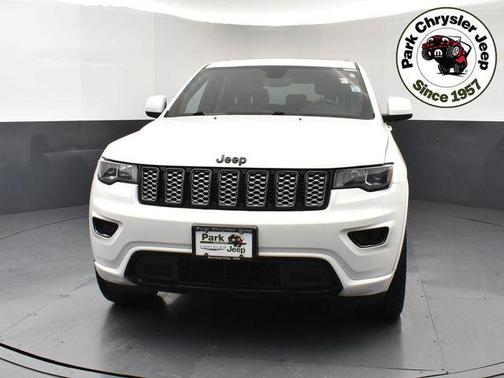 Bright White Clearcoat 2018 Jeep Grand Cherokee Altitude