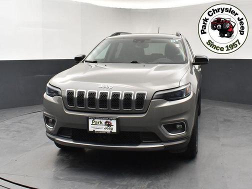 Sting-Gray Clearcoat 2022 Jeep Cherokee Limited
