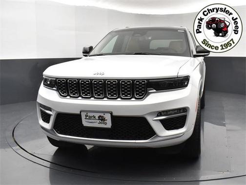 2025 Jeep Grand Cherokee Summit