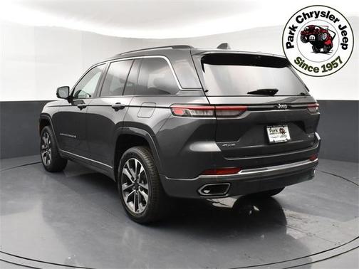 2022 Jeep Grand Cherokee Overland