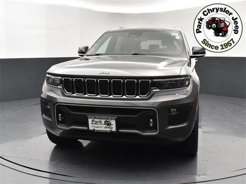 2022 Jeep Grand Cherokee Overland