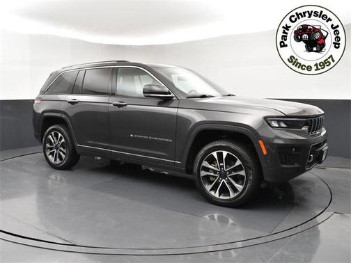 2022 Jeep Grand Cherokee Overland