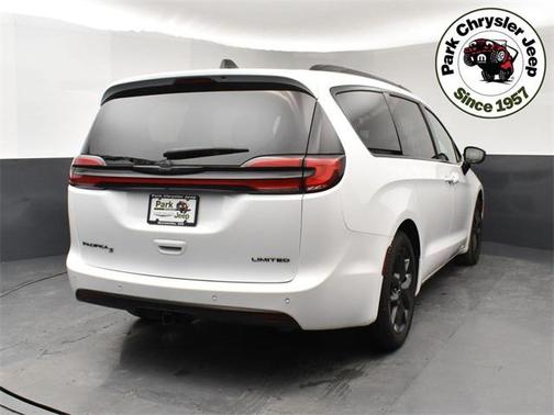 2024 Chrysler Pacifica Limited