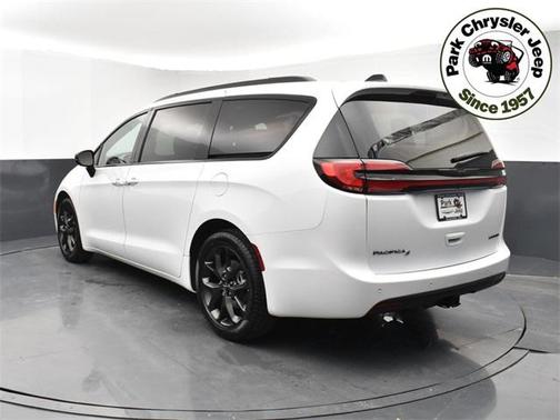 2024 Chrysler Pacifica Limited