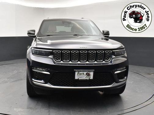 2024 Jeep Grand Cherokee Summit