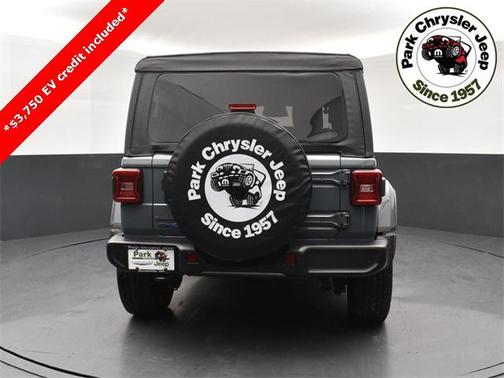 2025 Jeep Wrangler 4xe Sahara
