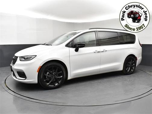 2024 Chrysler Pacifica Limited