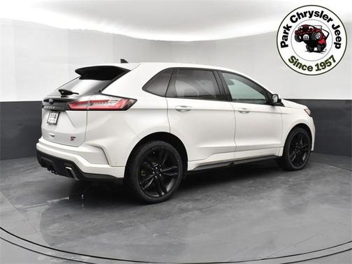 2021 Ford Edge ST