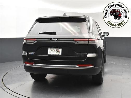 2025 Jeep Grand Cherokee 4xe Base