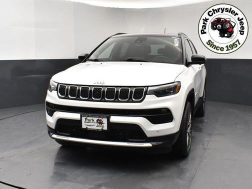 Bright White Clearcoat 2023 Jeep Compass Limited