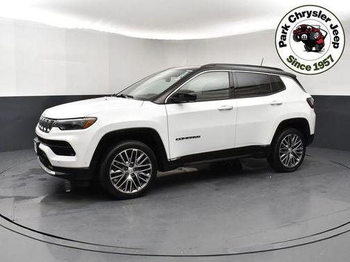 Bright White Clearcoat 2023 Jeep Compass Limited