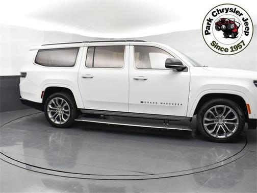 2023 Jeep Grand Wagoneer L Series II 4x4