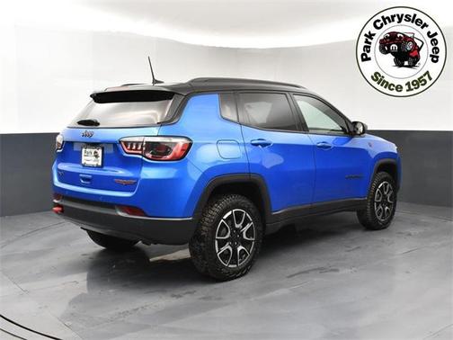 2024 Jeep Compass Trailhawk