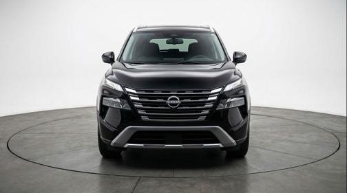 Super Black 2025 Nissan Rogue SV
