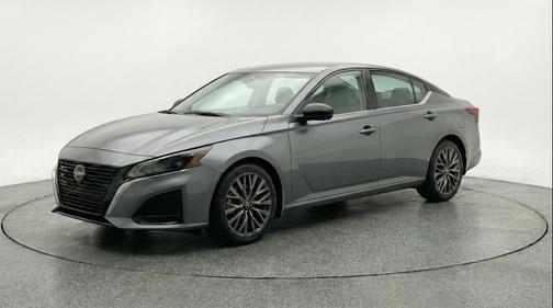 Gun Metallic 2025 Nissan Altima SV FWD