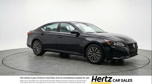 Super Black 2025 Nissan Altima SV FWD