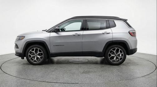 Silver Zynith Metallic Clearcoat 2025 Jeep Compass Limited