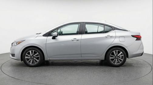 Brilliant Silver Metallic 2025 Nissan Versa 1.6 SV