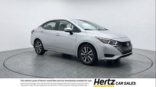 Brilliant Silver Metallic 2025 Nissan Versa 1.6 SV