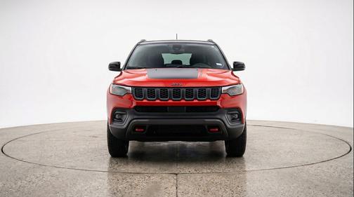 Red Hot Pearlcoat 2025 Jeep Compass Trailhawk
